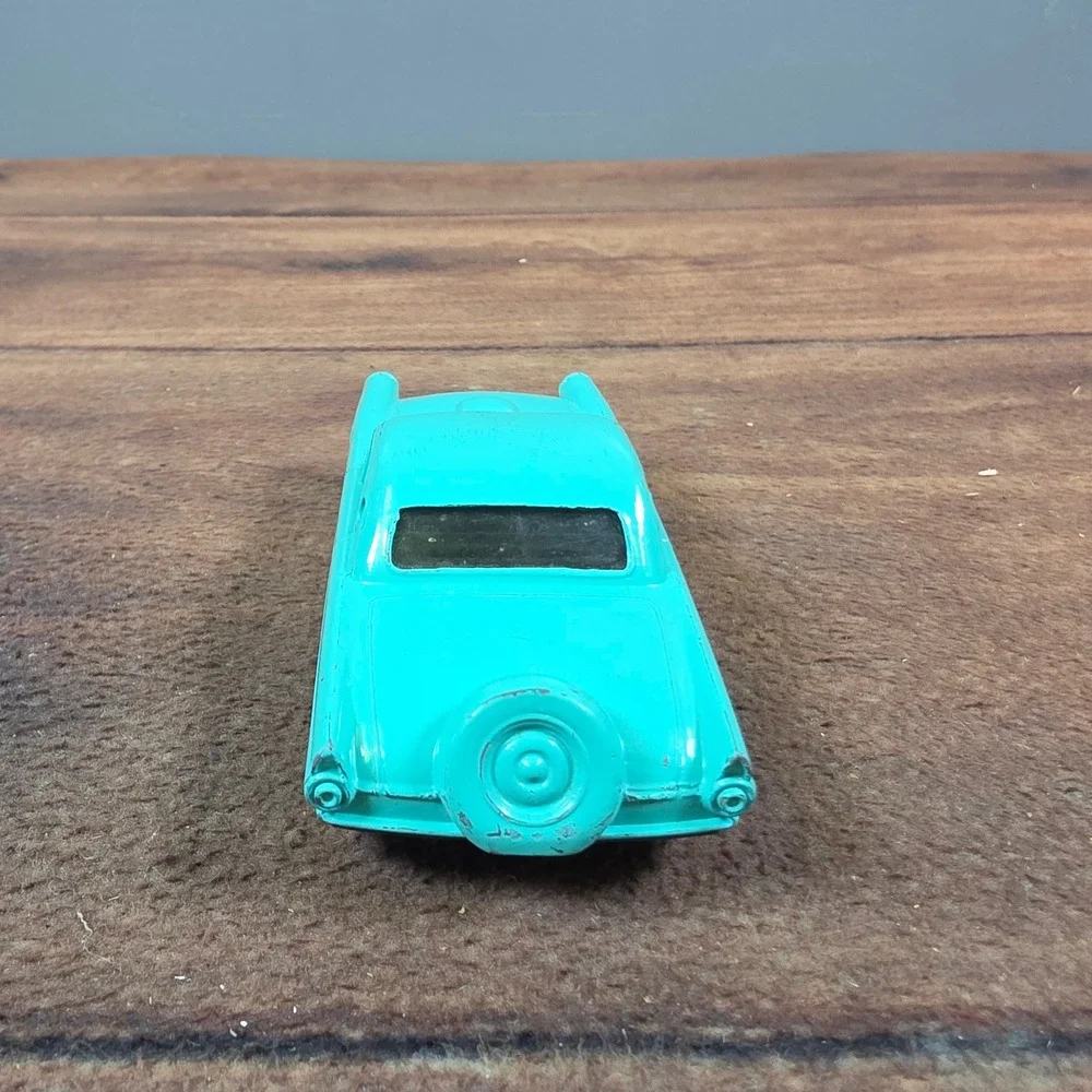 Tootsietoy 56 T-Bird Toy Car Teal Good Diecast 1956 Ford Thunderbird Continental